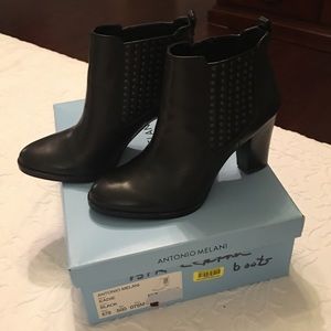 Black Leather Booties- Antonio Melani- size 7.5